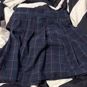 American Eagle Outfitters Navy and Green Plaid Pleated Mini Skirt